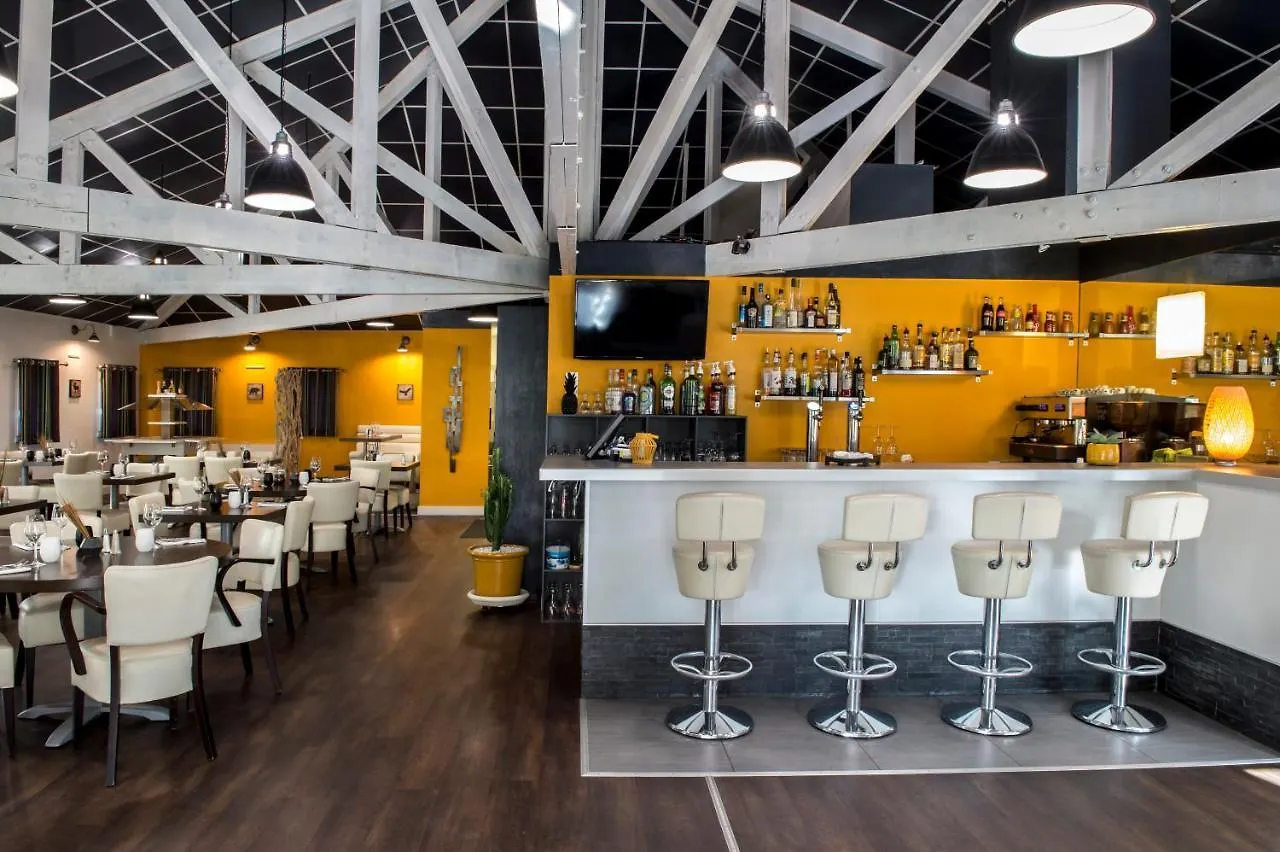 Logis Le Relais De Sassenage Hotel